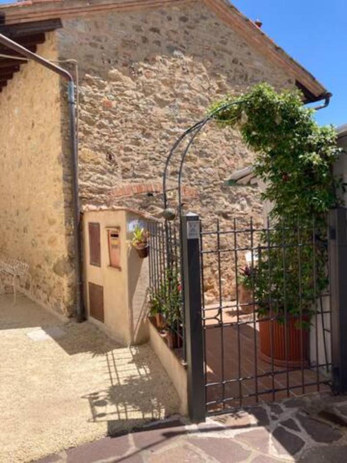 Corsanico-Bargecchia La Casina Delle Rondini 게스트하우스 외부 사진
